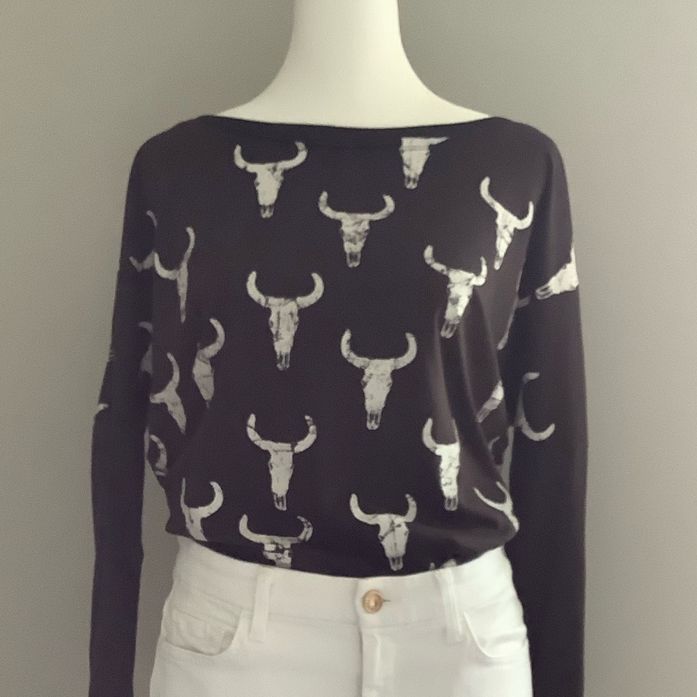 CHASER | XS | BLACK - WHITE TOP